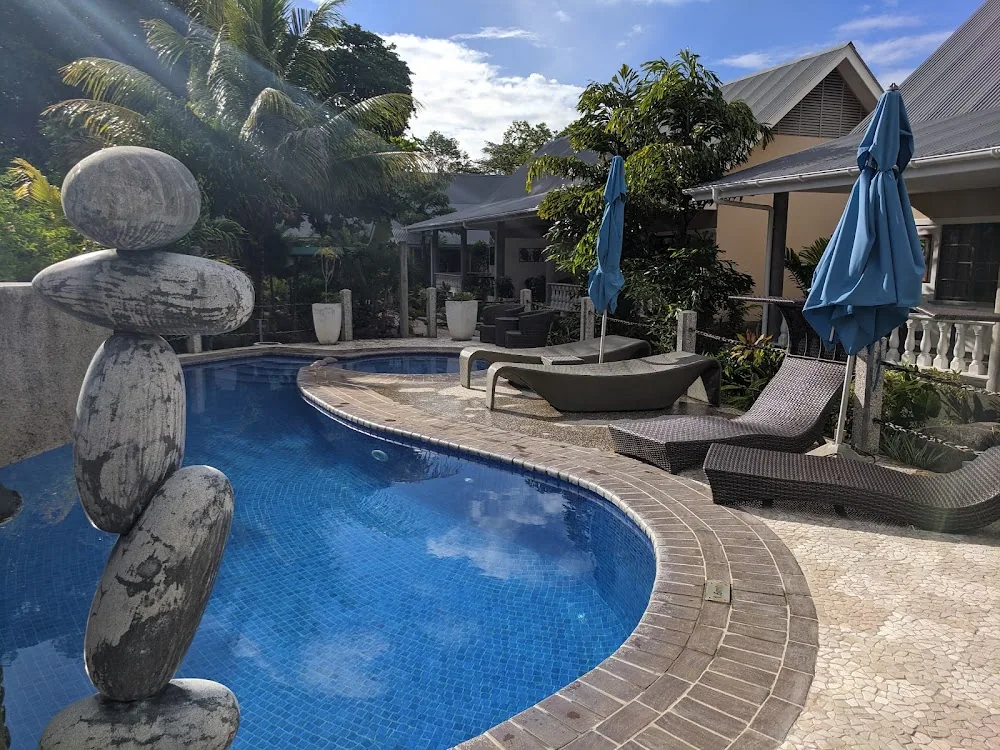 Cabane des Anges, La Digue